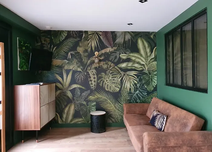 Апартаменты Jungle *